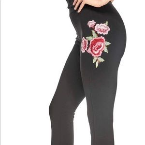 Guess Women's Icana Floral Leggings size M NWOT